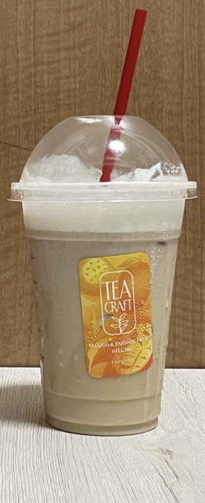 ゴンチャ TEACRAFT 第3弾 マンゴー&パッションニルギリ紅茶のミルフォティー 混ぜた後